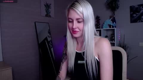 Snapshot of nastasya_cute chatting on 02-28-25, 01:58 Nastya online show from 02-28-25, 01:58