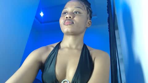 Snapshot of nasty_slimbarbie chatting on 10-17-25, 06:05 ella online show from 10-17-25, 06:05