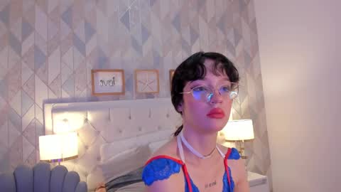 Snapshot of nastya_fantasy chatting on 01-31-25, 07:18 Nastya online show from 01-31-25, 07:18