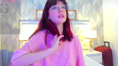 Snapshot of nastya_fantasy chatting on 02-22-25, 07:14 Nastya online show from 02-22-25, 07:14