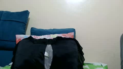 Bella online show from 11-26-25, 12:17