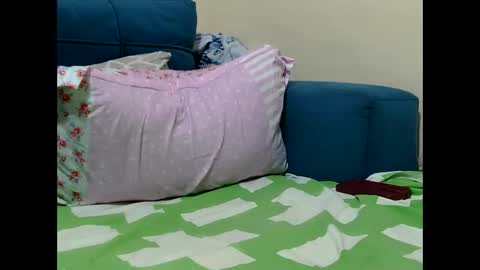 Snapshot of nastybella_1 chatting on 03-05-26, 08:38 Bella online show from 03-05-26, 08:38