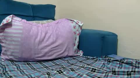 Snapshot of nastybella_1 chatting on 03-10-26, 08:47 Bella online show from 03-10-26, 08:47
