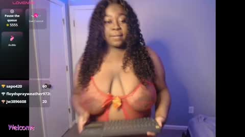 Snapshot of nastygal1999 chatting on 10-19-25, 02:34 nastygal1999 online show from 10-19-25, 02:34