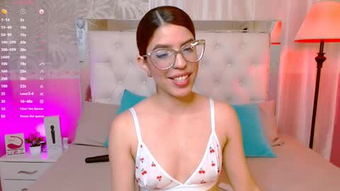   online show from 10-11-25, 08:18
