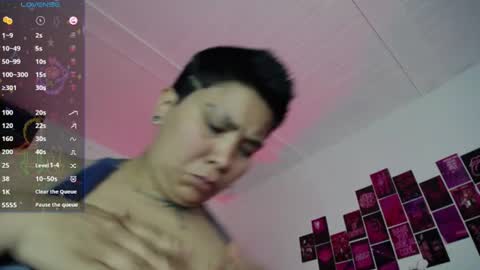 nat_evans8 online show from 06-14-26, 02:24