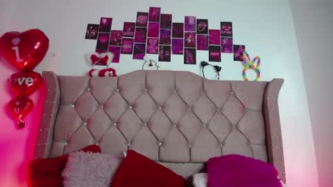 nat_evans8 online show from 07-12-26, 11:07
