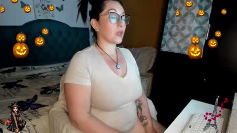 Snapshot of nata_paris chatting on 10-06-25, 12:41 Natalia online show from 10-06-25, 12:41