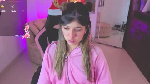 NATASHA online show from 12-18-25, 03:23