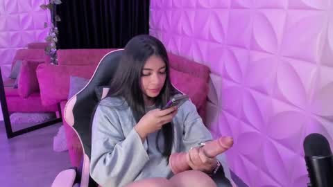 Snapshot of natadelrey chatting on 09-22-25, 10:56 Nata online show from 09-22-25, 10:56