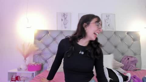 natalia online show from 04-29-26, 04:33