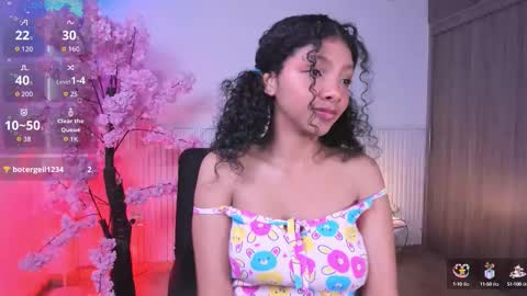 Snapshot of natalia_blue1 chatting on 09-23-25, 02:53 Natalia online show from 09-23-25, 02:53