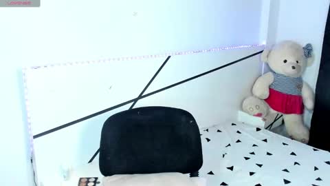 Snapshot of natalia_cb chatting on 01-11-25, 07:16 Natalia  online show from 01-11-25, 07:16