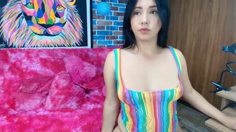 Snapshot of natalia_kiss01 chatting on 01-14-25, 10:34 Natalia Kiss online show from 01-14-25, 10:34