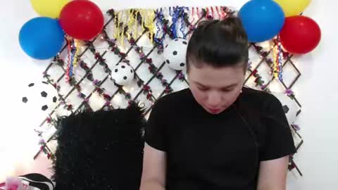 Snapshot of natalia_walker chatting on 06-26-26, 07:18 Natalia Walker online show from 06-26-26, 07:18