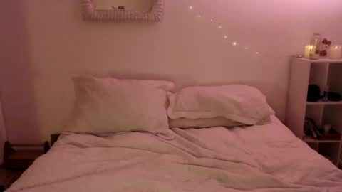 Natalie Six online show from 09-11-25, 06:46