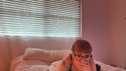 Snapshot of natalie6vmu chatting on 05-30-26, 02:03 Natalie Six online show from 05-30-26, 02:03