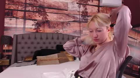 Natalie online show from 03-16-26, 05:55