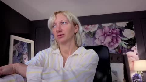 Natalie online show from 06-05-26, 06:42