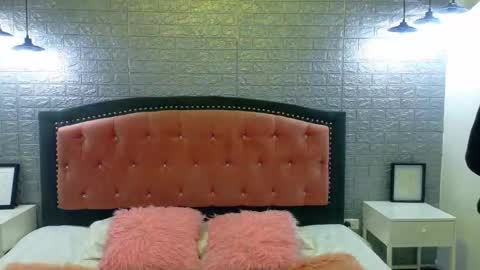 natalie  online show from 10-08-25, 02:53