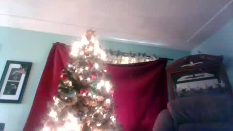 Snapshot of nataliedays chatting on 12-07-24, 08:05 Natalie  online show from 12-07-24, 08:05