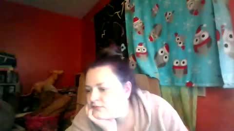 Snapshot of nataliedays chatting on 12-08-24, 10:25 Natalie  online show from 12-08-24, 10:25