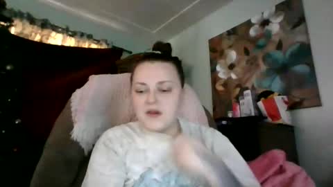 Snapshot of nataliedays chatting on 01-14-25, 09:20 Natalie  online show from 01-14-25, 09:20