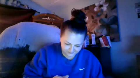 Snapshot of nataliedays chatting on 01-25-25, 01:54 Natalie  online show from 01-25-25, 01:54