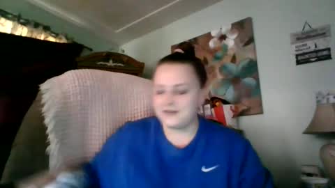 Snapshot of nataliedays chatting on 01-27-25, 08:28 Natalie  online show from 01-27-25, 08:28