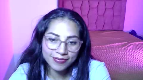 Natalie Evans online show from 05-22-26, 03:24