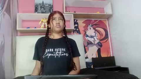 natalieevansx online show from 12-17-24, 04:11