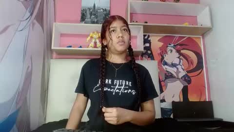 natalieevansx online show from 12-17-24, 07:15