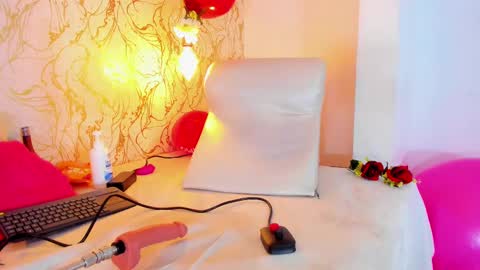 Snapshot of natalieparkerr chatting on 02-15-25, 03:28 NATALIE online show from 02-15-25, 03:28