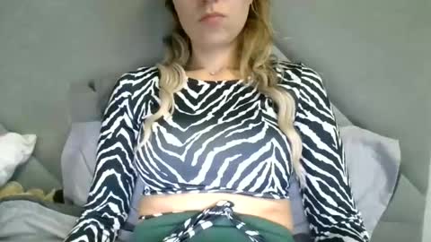 Natali online show from 09-11-25, 02:06