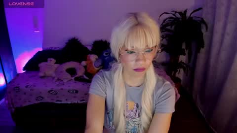 MissNatis online show from 05-07-26, 02:39