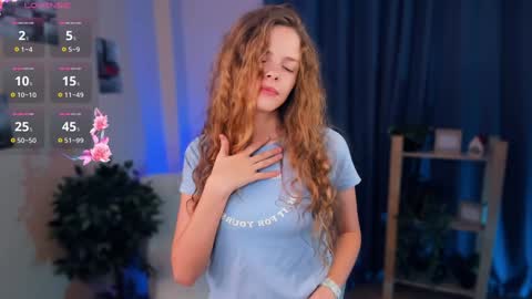 Snapshot of nataly_hello chatting on 12-23-24, 05:17 Natalie online show from 12-23-24, 05:17