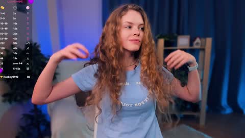 Snapshot of nataly_hello chatting on 01-11-25, 11:12 Natalie online show from 01-11-25, 11:12