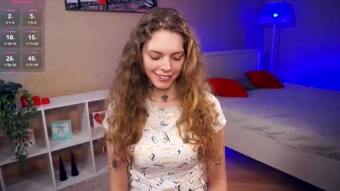 Snapshot of nataly_hello chatting on 02-09-25, 08:11 Natalie online show from 02-09-25, 08:11
