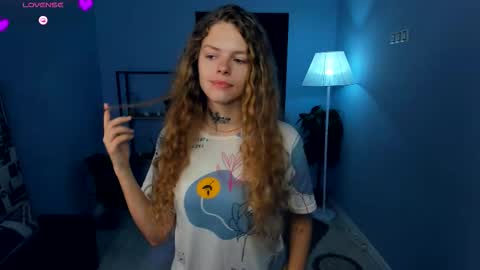 Snapshot of nataly_hello chatting on 10-13-25, 05:07 Natalie online show from 10-13-25, 05:07