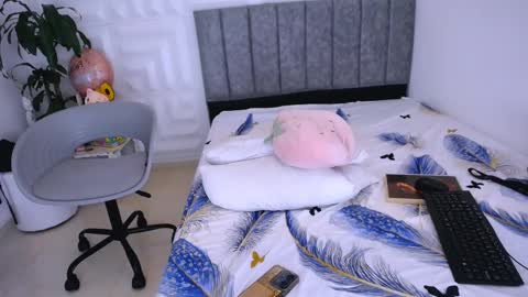 Snapshot of nataly_mcry chatting on 01-25-25, 07:39 NATALY online show from 01-25-25, 07:39