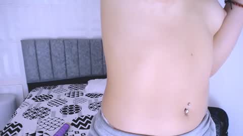 Snapshot of nataly_mcry chatting on 02-27-25, 03:48 NATALY online show from 02-27-25, 03:48