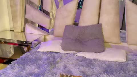 Natalye foster online show from 04-21-26, 07:17