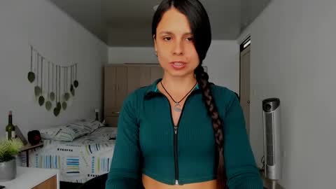 Snapshot of natalyfitt_7 chatting on 06-02-26, 06:54 natalyfitt_7 online show from 06-02-26, 06:54