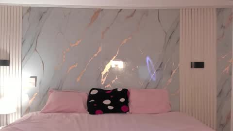 Snapshot of natasha_420 chatting on 11-09-25, 01:48 N A T A S H A online show from 11-09-25, 01:48