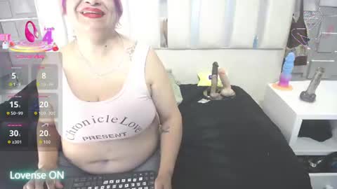 Snapshot of natasha_699 chatting on 06-19-26, 10:57 Natasha online show from 06-19-26, 10:57