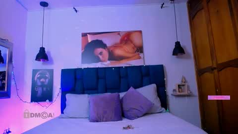 Snapshot of natasha__jackson chatting on 01-15-25, 11:43 natasha online show from 01-15-25, 11:43