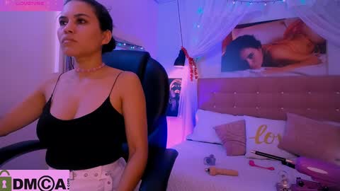 Snapshot of natasha__jackson chatting on 01-30-25, 12:27 natasha online show from 01-30-25, 12:27