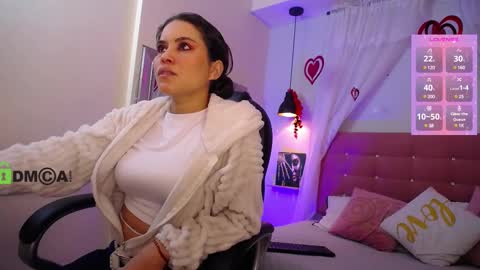 Snapshot of natasha__jackson chatting on 03-01-25, 01:07 natasha online show from 03-01-25, 01:07