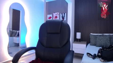 Snapshot of natasha__jackson chatting on 10-24-25, 12:34 natasha online show from 10-24-25, 12:34