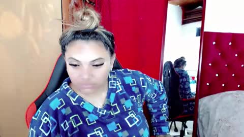 Snapshot of natasha__magics chatting on 09-17-25, 06:42 natasha__magics online show from 09-17-25, 06:42
